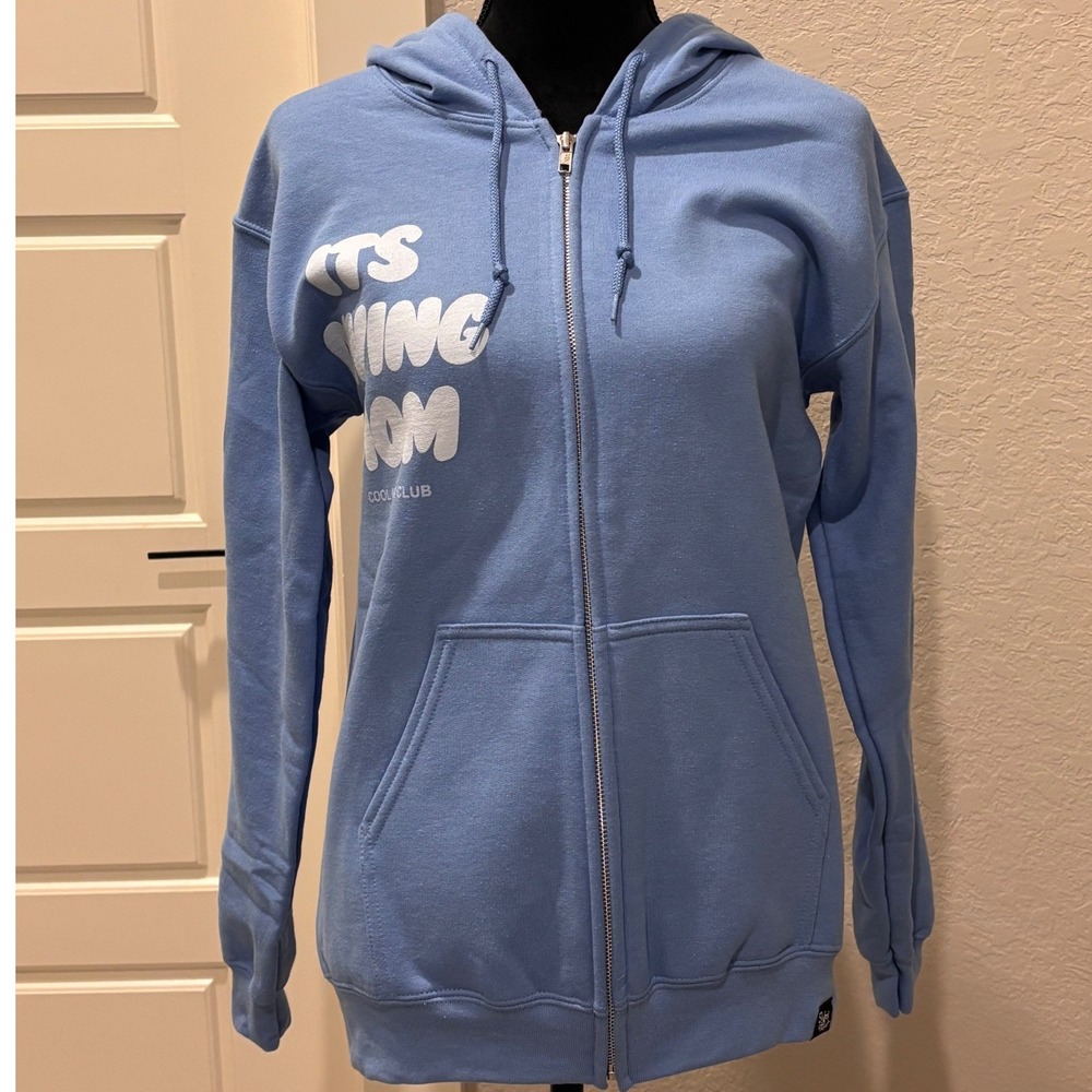 Slyfox Threads Zip Up Hoodie Women SM Blue Its Giving Mom Cool Mom Club‎ Graphic